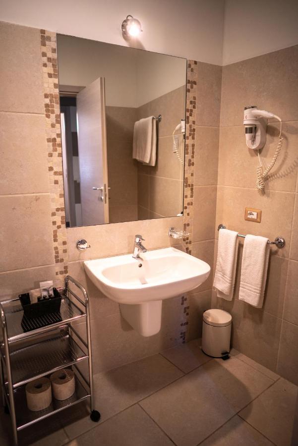 Garni Gianmartin Otel Limone sul Garda Dış mekan fotoğraf